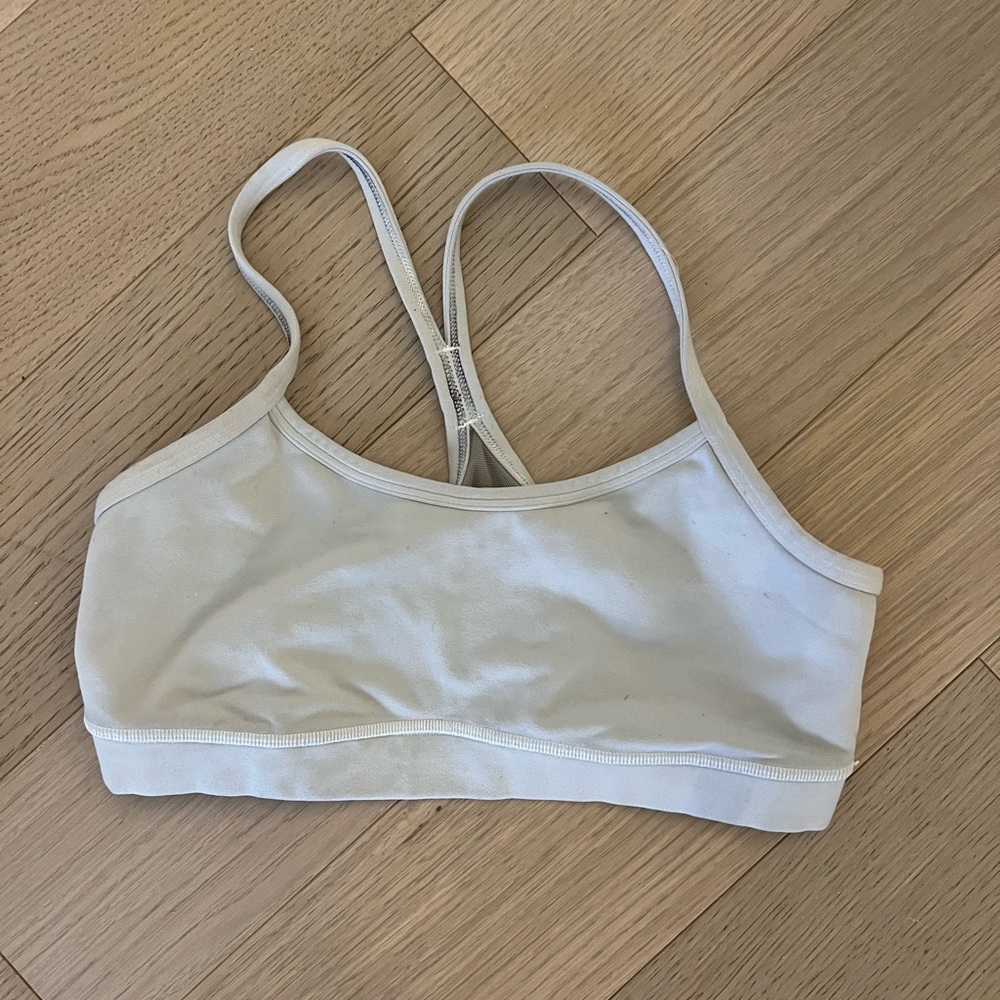 White Flow Y Bra Nulu light support - size 8